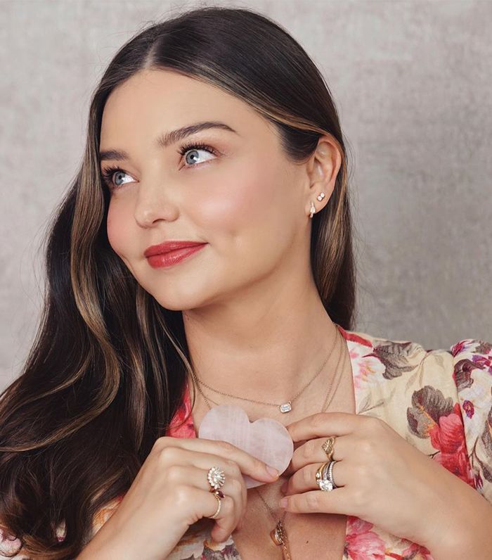 wallpapers Is A Side Part Or Middle Part Better For A Round Face part for your face shape