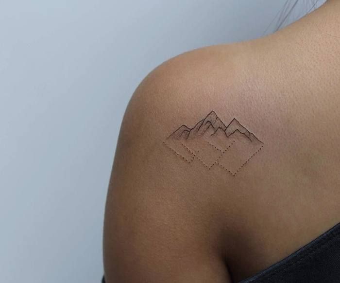 Featured image of post View 5 Minimalist Mountains Tattoo